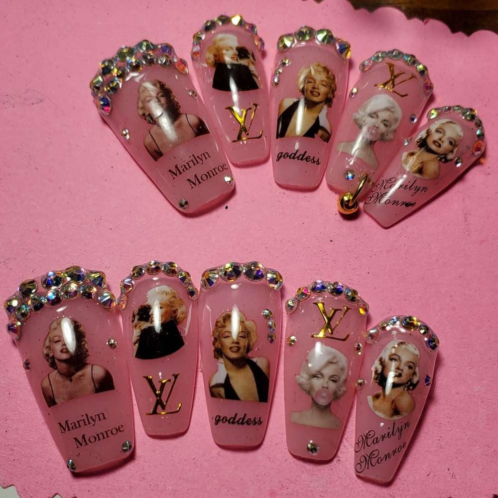 Nails 💅 - Picture 6 of 6